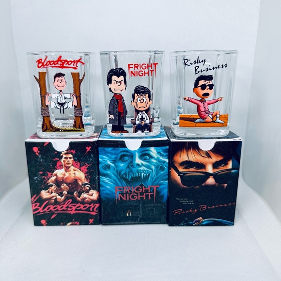 PEANUTS Versions of 80's Movies! SHOT GLASS/Matching Gift Box - Picture 13 of 16